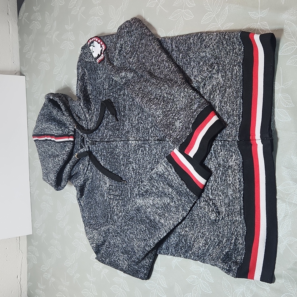 Canada Weather Gear Zip-up Hoodie